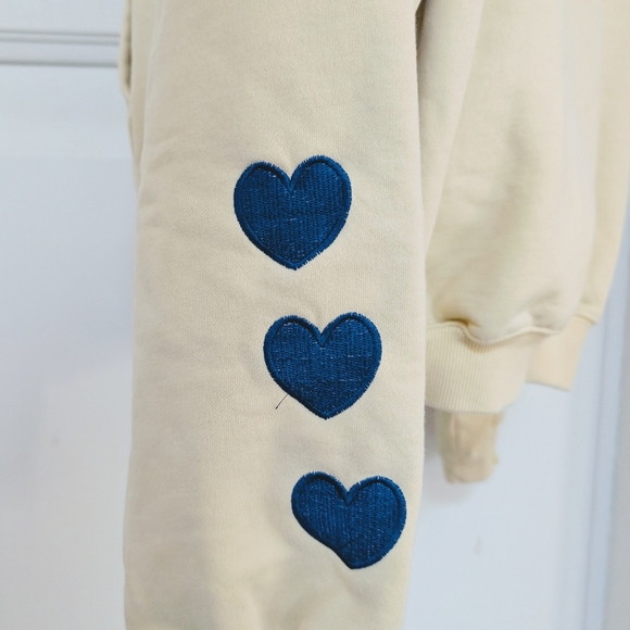 Tri Delta Sorority Hoodie Large Mitch Flipo Butter Yellow Blue Heart - Picture 3 of 4